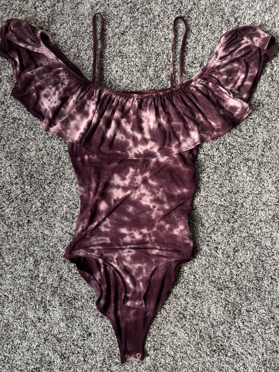 American Eagle Outfitters Tops - American Eagle
Girls Off-Shoulder Tie-Dye One-Piece Bodysuit in Plum